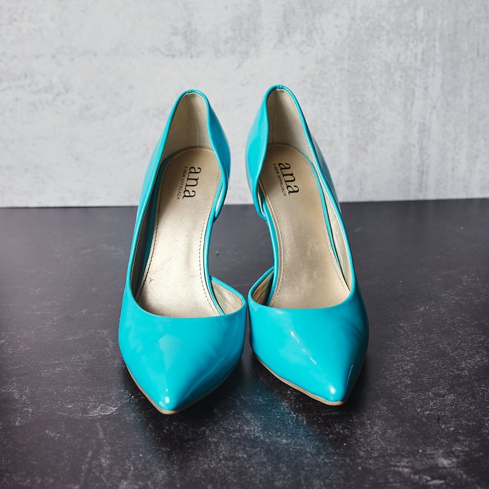 a.n.a. (A New Approach) Teal Pumps, Size 7, 4 inch Heels